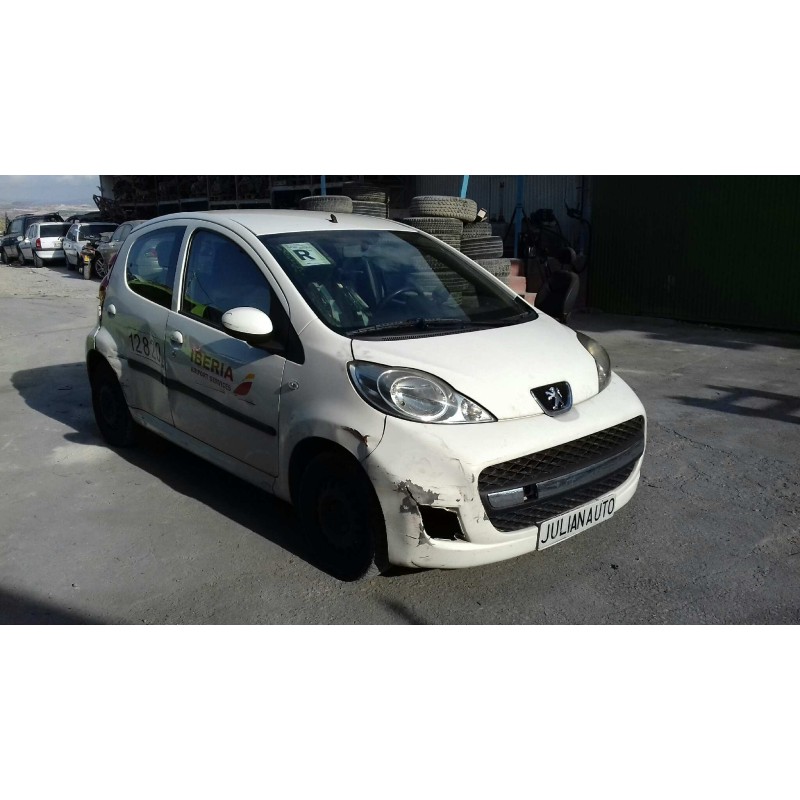 peugeot 107 del año 2010