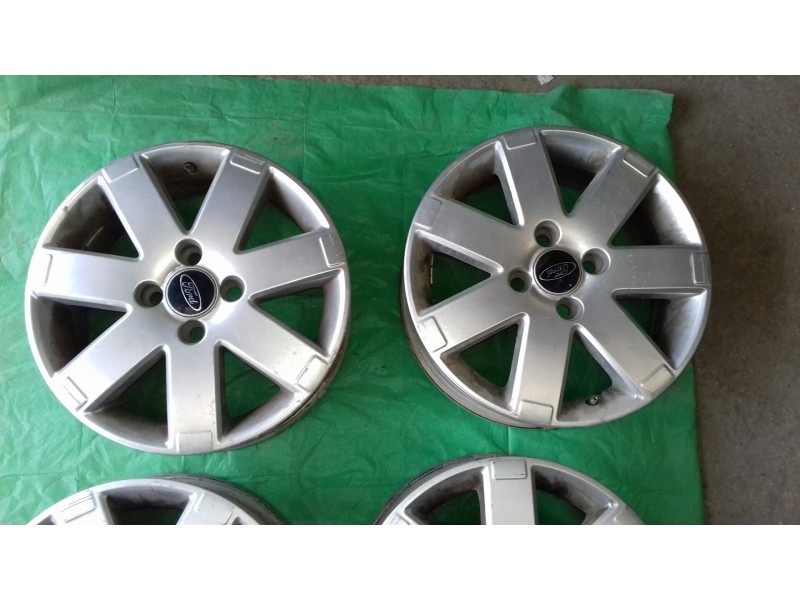 Recambio de juego llantas para ford fusion (cbk) ambiente referencia OEM IAM 3N11AA 6JX16 ET47.5