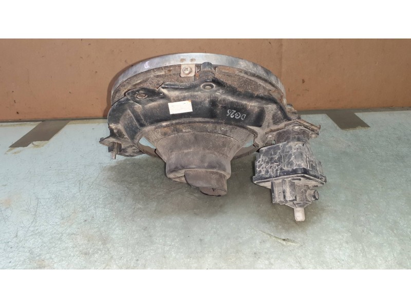 Recambio de faro derecho para ssangyong korando 2.9 tdi referencia OEM IAM 13175  