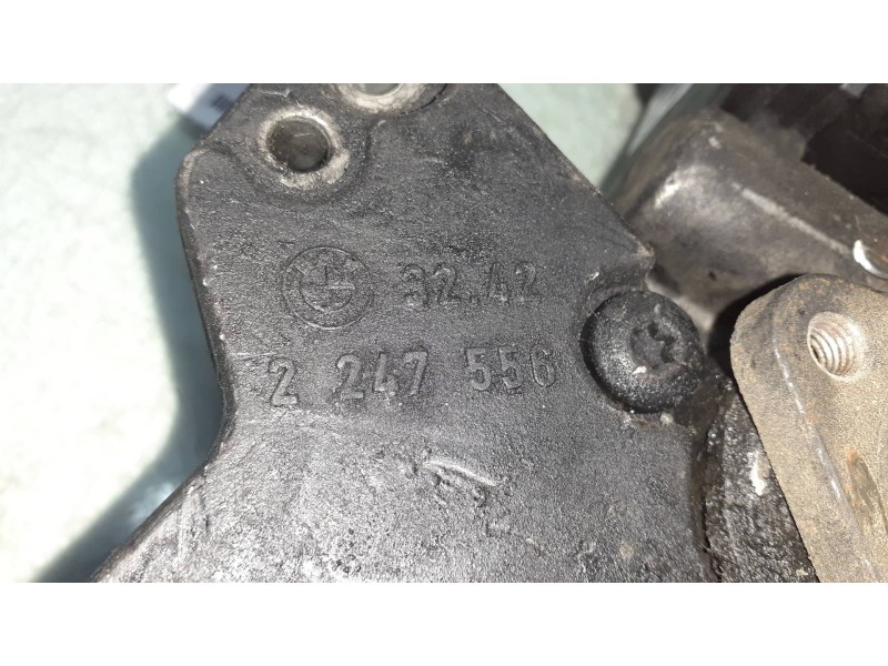 Recambio de bomba direccion para bmw serie 5 berlina (e39) 525d referencia OEM IAM 32422247556 2247556 91208