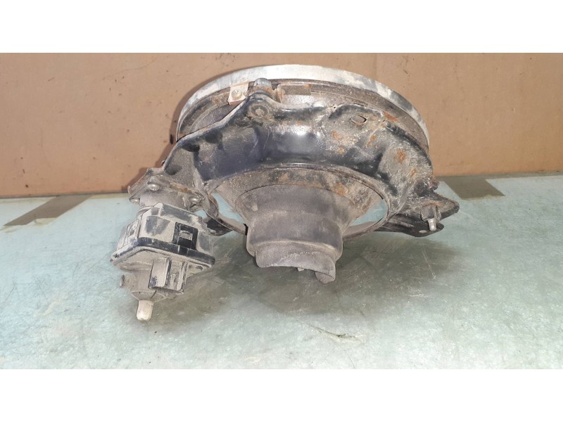 Recambio de faro izquierdo para ssangyong korando 2.9 tdi referencia OEM IAM 13175  