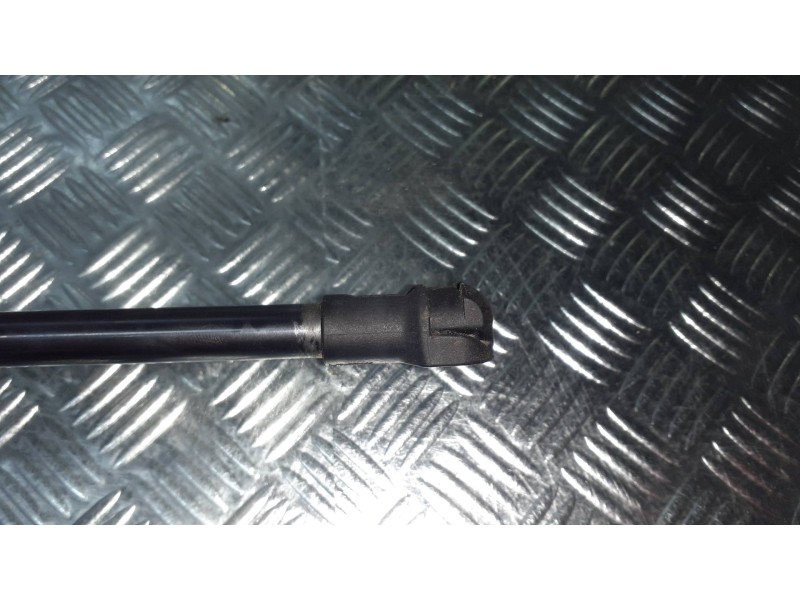 Recambio de amortiguadores maletero / porton para mitsubishi eclipse cross top 4wd referencia OEM IAM 18F26C1  1R