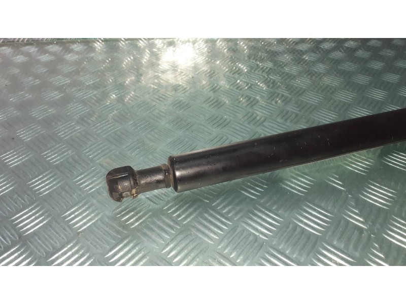 Recambio de amortiguadores maletero / porton para mitsubishi eclipse cross top 4wd referencia OEM IAM 18F26C1  1R