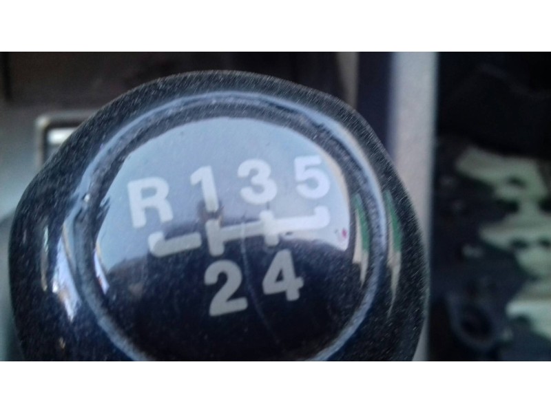 volkswagen golf v berlina (1k1) del año 2004