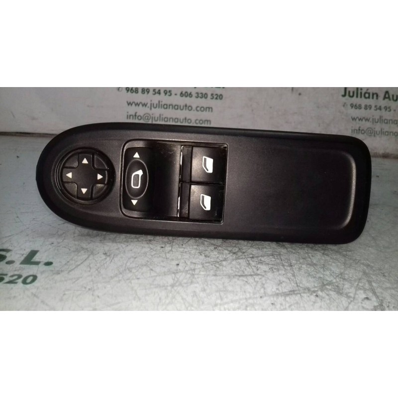 Recambio de mando elevalunas delantero izquierdo para citroen c3 attraction referencia OEM IAM 96647495XT 529076433 8+6 PINES