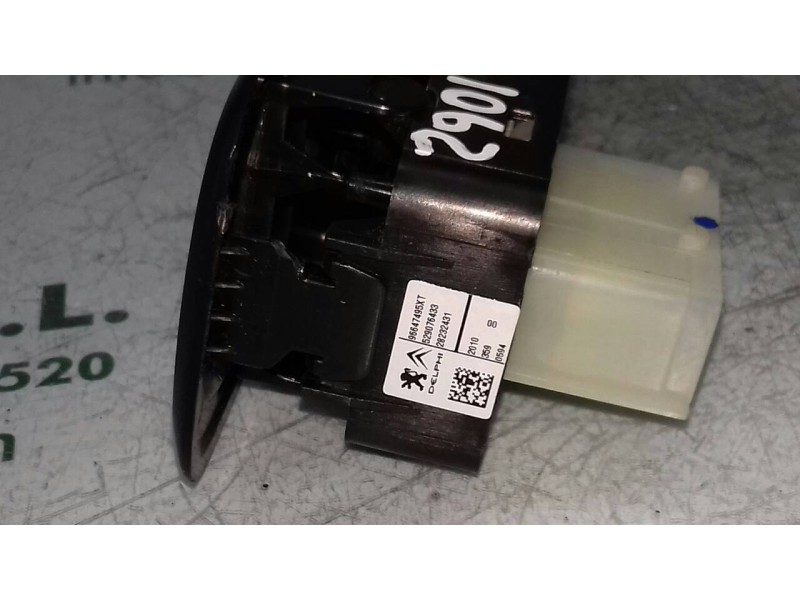 Recambio de mando elevalunas delantero izquierdo para citroen c3 attraction referencia OEM IAM 96647495XT 529076433 8+6 PINES