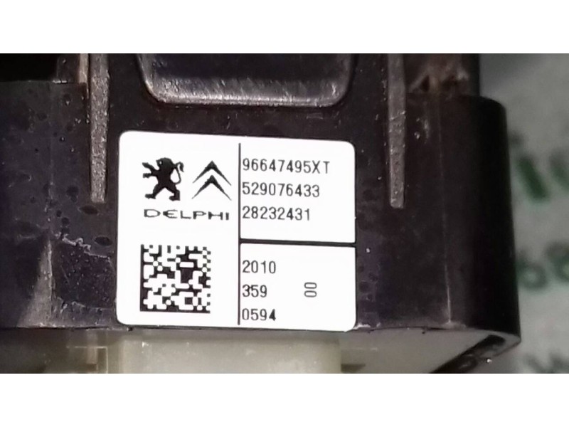 Recambio de mando elevalunas delantero izquierdo para citroen c3 attraction referencia OEM IAM 96647495XT 529076433 8+6 PINES