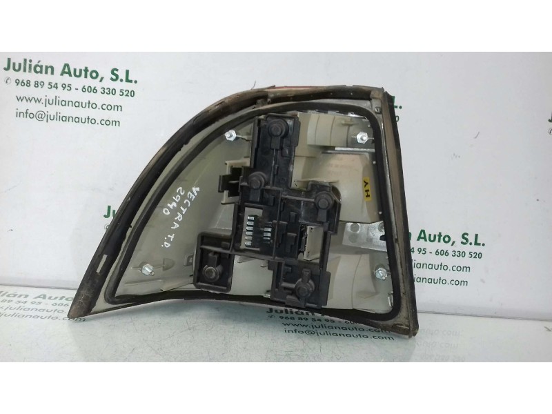 Recambio de piloto trasero derecho para opel vectra b berlina cd (1999) referencia OEM IAM 62145 11B901 