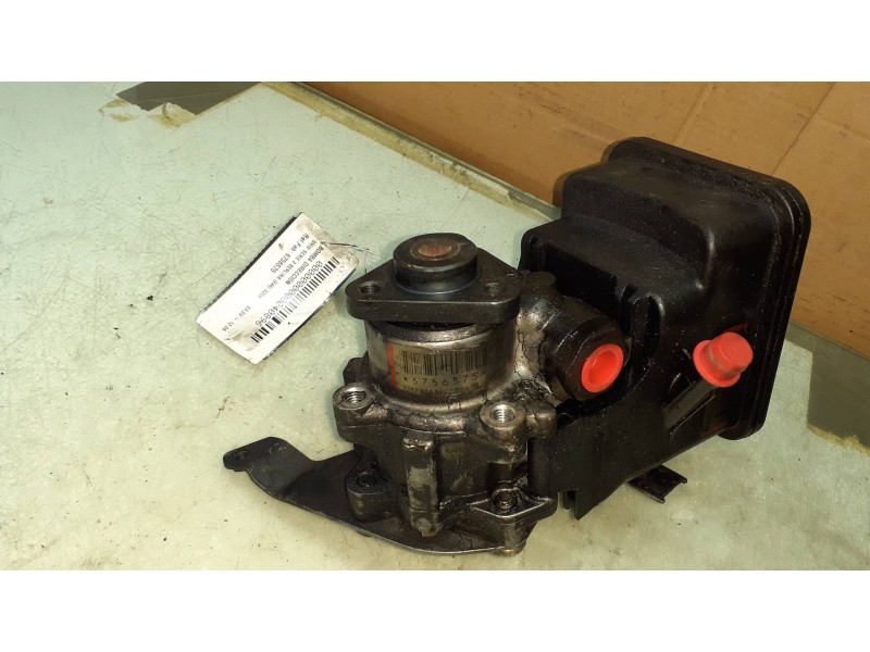Recambio de bomba direccion para bmw serie 3 berlina (e46) 320d referencia OEM IAM 6756575 7692974519 91208