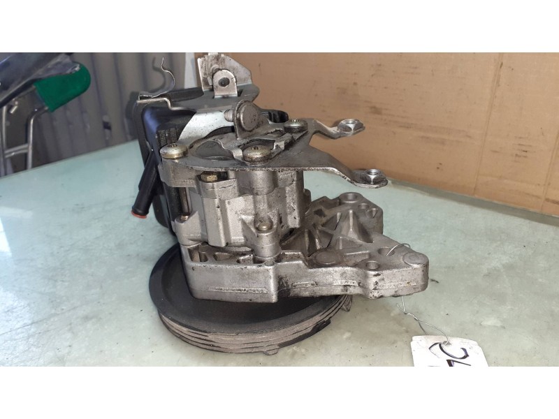 Recambio de bomba direccion para bmw serie 3 berlina (e46) 320d referencia OEM IAM 6756575 7692974519 