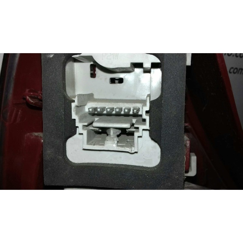 Recambio de piloto trasero derecho para renault clio ii fase ii (b/cb0) authentique referencia OEM IAM 085511941R  