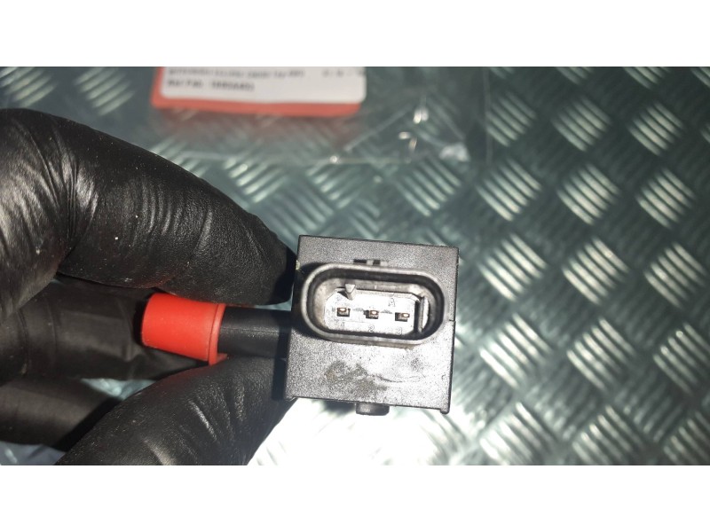 Recambio de sensor para mitsubishi eclipse cross top 4wd referencia OEM IAM 1865A453  CONECTOR 3 PINES
