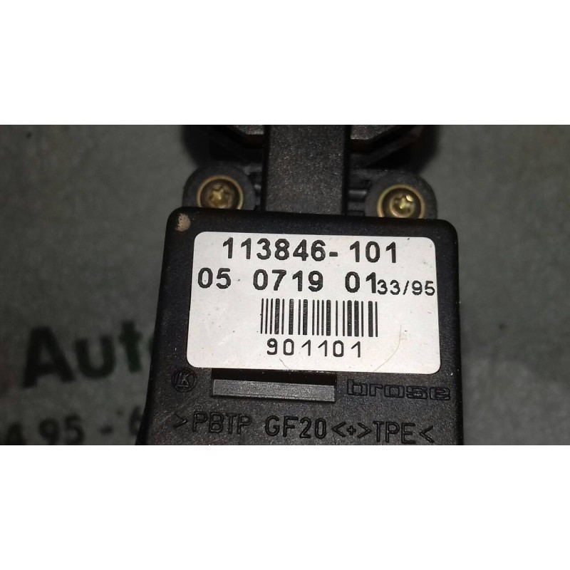 Recambio de motor elevalunas delantero derecho para audi a4 berlina (b5) 1.9 tdi referencia OEM IAM 113846101  
