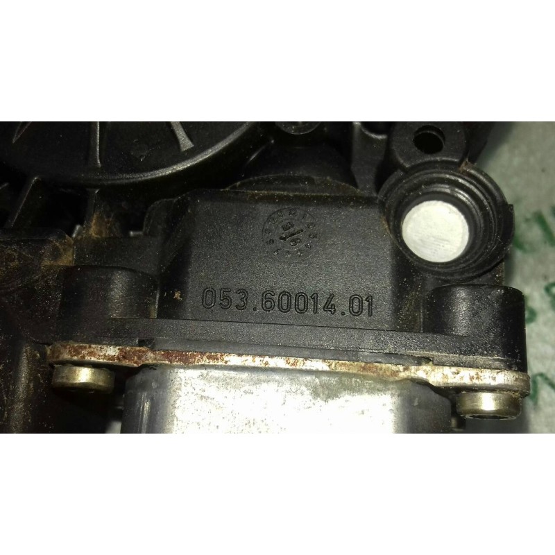 Recambio de motor elevalunas delantero derecho para audi a4 berlina (b5) 1.9 tdi referencia OEM IAM 113846101  