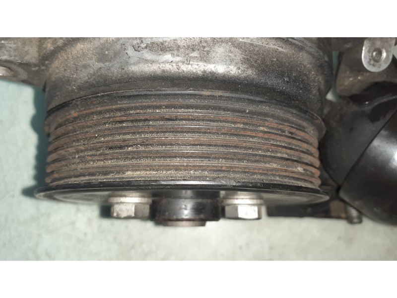 Recambio de bomba direccion para bmw serie 7 (e65/e66) 745i referencia OEM IAM 676007005 61289 32421439232