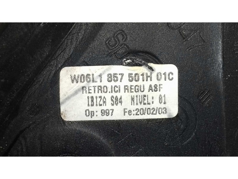 Recambio de retrovisor izquierdo para seat cordoba berlina (6l2) stella referencia OEM IAM W06L1857501  MANUAL