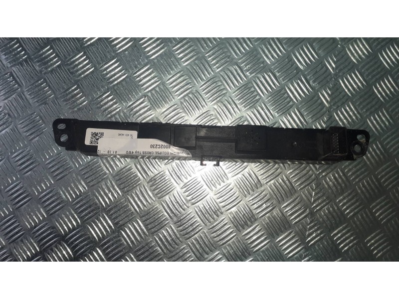 Recambio de warning para mitsubishi eclipse cross top 4wd referencia OEM IAM 8002C230  CONECTOR 14 PINES
