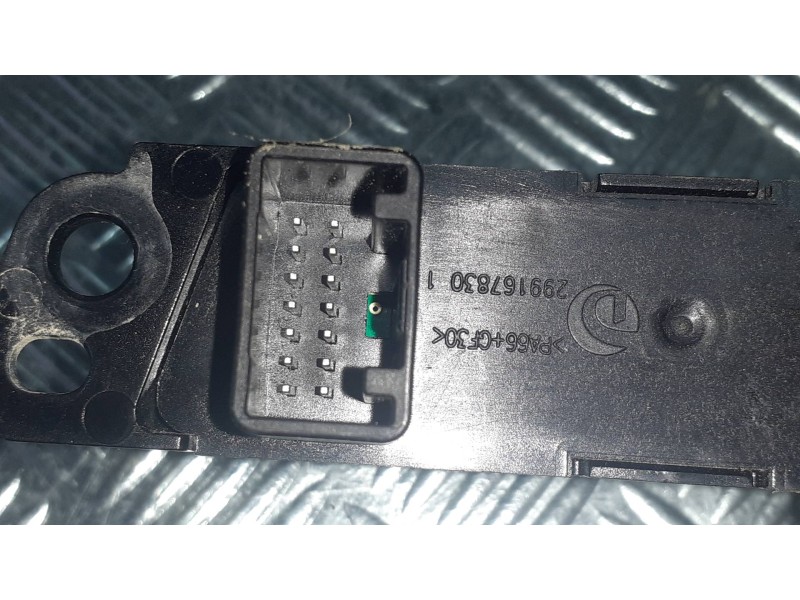 Recambio de warning para mitsubishi eclipse cross top 4wd referencia OEM IAM 8002C230  CONECTOR 14 PINES