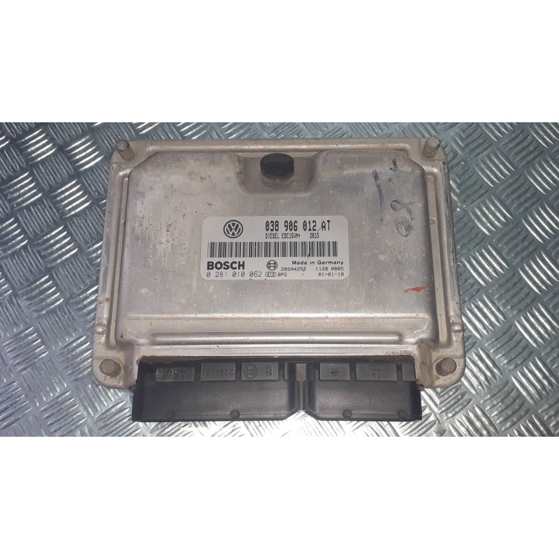 Recambio de centralita motor uce para seat leon (1m1) signo referencia OEM IAM 038906012AT 0281010062 BOSCH