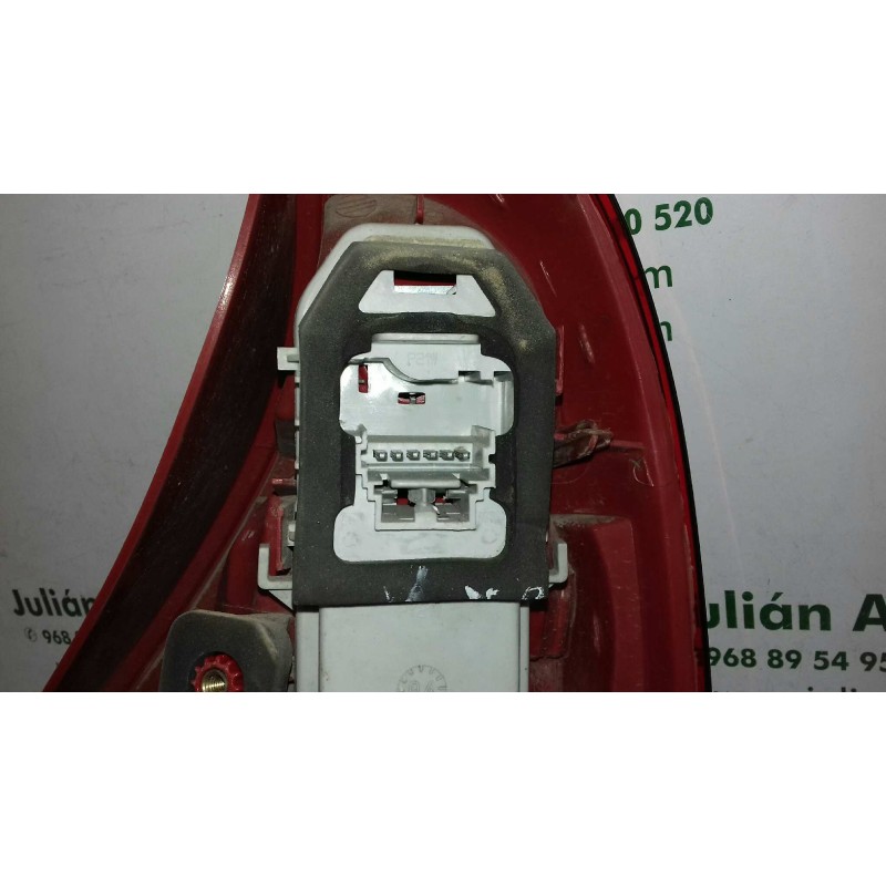 Recambio de piloto trasero izquierdo para renault clio ii fase ii (b/cb0) authentique referencia OEM IAM 8200071413  