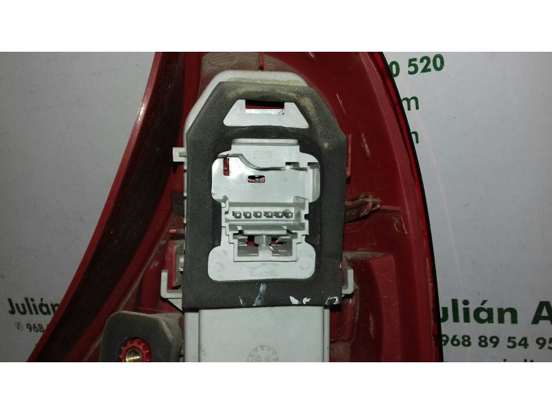 Recambio de piloto trasero izquierdo para renault clio ii fase ii (b/cb0) authentique referencia OEM IAM 8200071413  