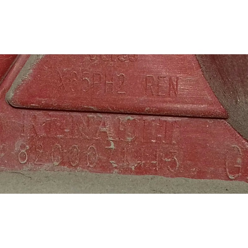 Recambio de piloto trasero izquierdo para renault clio ii fase ii (b/cb0) authentique referencia OEM IAM 8200071413  