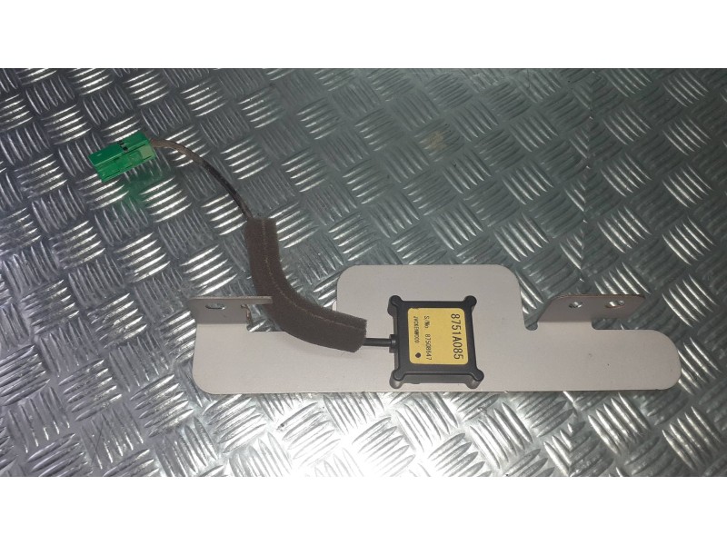 Recambio de antena para mitsubishi eclipse cross top 4wd referencia OEM IAM 8751A085 87508647 GPS