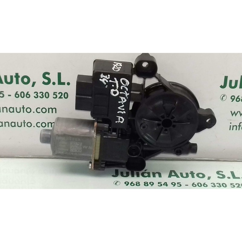 Recambio de motor elevalunas trasero derecho para skoda octavia lim. (5e3) ambition referencia OEM IAM 5Q0959812A 0130822724 