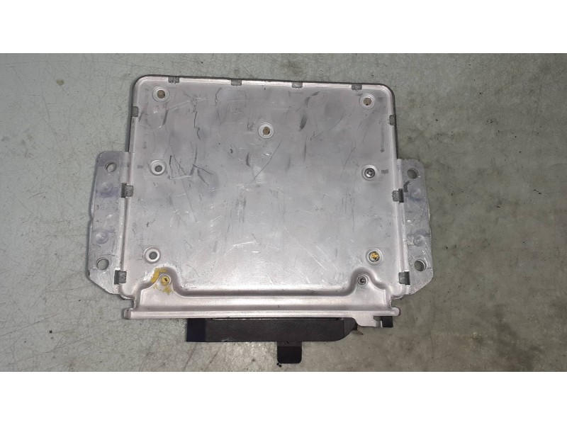 Recambio de centralita motor uce para bmw serie 5 berlina (e34) 525td referencia OEM IAM 22439165C6 0281001122 BOSCH