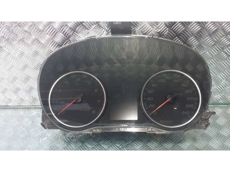 Recambio de cuadro instrumentos para mitsubishi eclipse cross top 4wd referencia OEM IAM 8100C783 0122373 A3C00118400