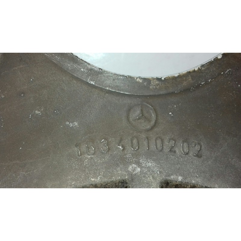 Recambio de llanta para mercedes-benz clase m (w163) 270 cdi (163.113) referencia OEM IAM 1634010202 16X8J ET62