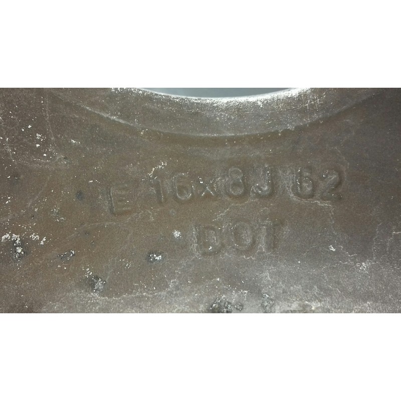 Recambio de llanta para mercedes-benz clase m (w163) 270 cdi (163.113) referencia OEM IAM 1634010202 16X8J ET62