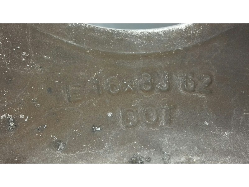 Recambio de llanta para mercedes-benz clase m (w163) 270 cdi (163.113) referencia OEM IAM 1634010202 16X8J ET62