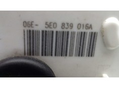 Recambio de cerradura puerta trasera derecha para skoda octavia lim. (5e3) ambition referencia OEM IAM 5E0839016A 7 PINES NEGRO 2