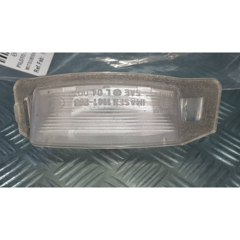 Recambio de piloto matricula para mitsubishi eclipse cross top 4wd referencia OEM IAM 1141283  A046017