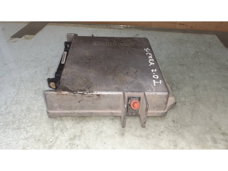 Recambio de centralita motor uce para ford sierra berlina ghia referencia OEM IAM 85GB12A297 043523 MOTORCRAFT