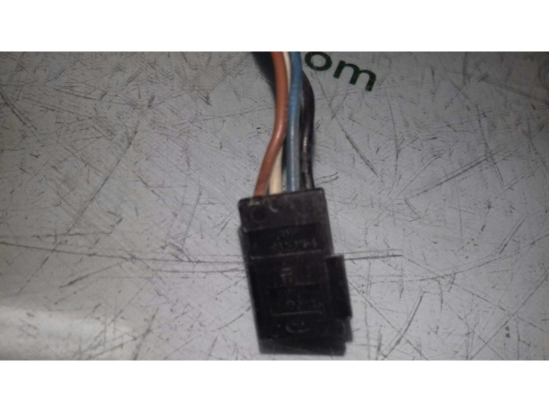 Recambio de retrovisor derecho para bmw serie 5 touring (e34) 520i referencia OEM IAM 0117351  ELECTRICO