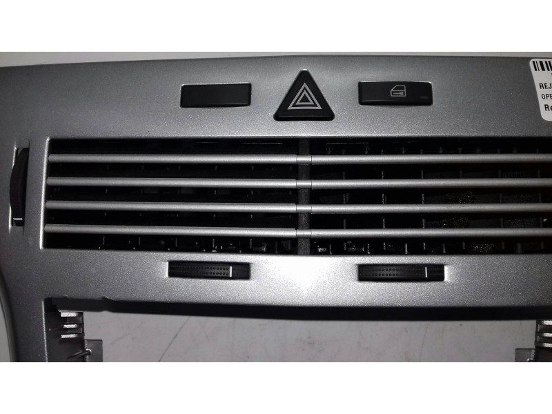 Recambio de rejilla aireadora para opel astra h ber. cosmo referencia OEM IAM 13100105 24465731 WARNING