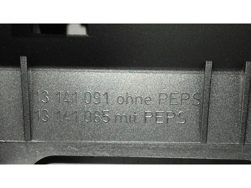 Recambio de rejilla aireadora para opel astra h ber. cosmo referencia OEM IAM 13100105 24465731 WARNING