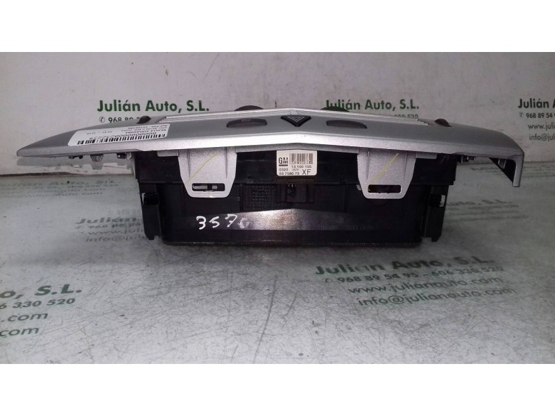 Recambio de rejilla aireadora para opel astra h ber. cosmo referencia OEM IAM 13100105 24465731 WARNING