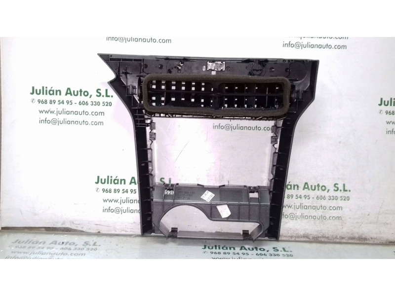 Recambio de rejilla aireadora para opel astra h ber. cosmo referencia OEM IAM 13100105 24465731 WARNING