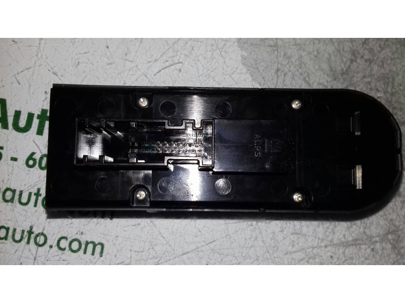 Recambio de mando elevalunas delantero izquierdo para opel astra h ber. cosmo referencia OEM IAM 13228706  