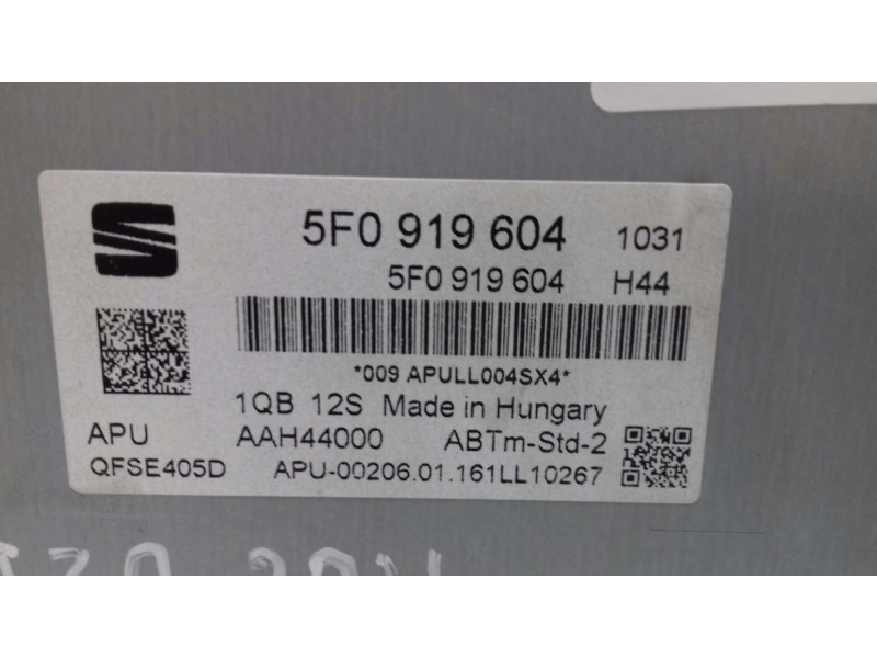 Recambio de sistema audio / radio cd para seat ibiza (6p1) reference referencia OEM IAM 5F0919604  