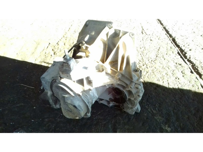 Recambio de caja cambios para ford fiesta (cbk) ambiente referencia OEM IAM 2N1R  5 VELOCIDADES