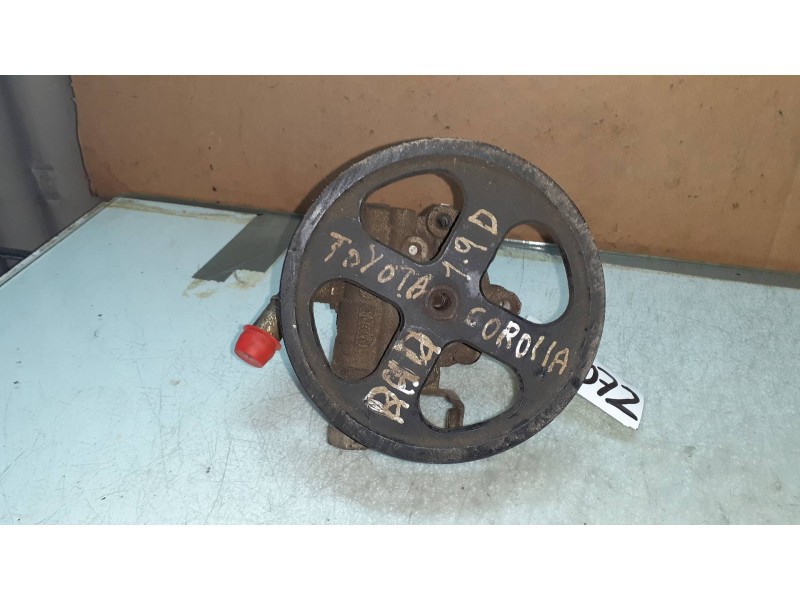 Recambio de bomba direccion para toyota corolla (e12) referencia OEM IAM X0B29629  