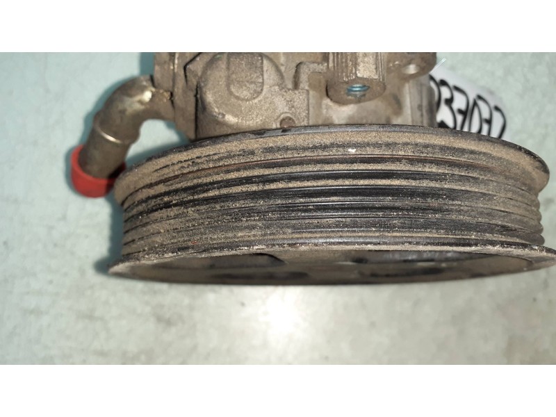 Recambio de bomba direccion para toyota corolla (e12) referencia OEM IAM X0B29629  