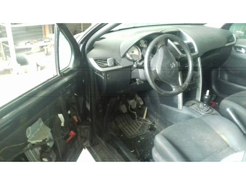 peugeot 207 del año 2007