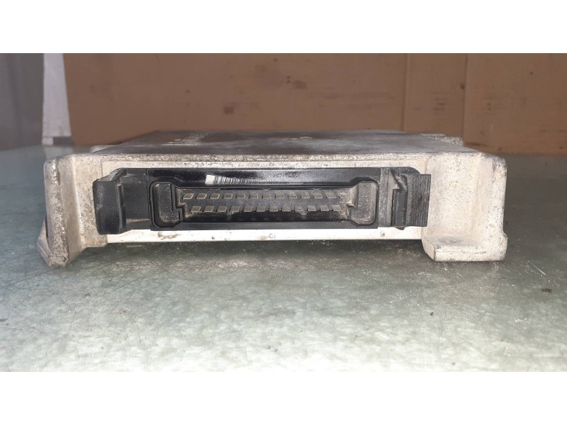 Recambio de centralita motor uce para ford sierra berlina gl referencia OEM IAM 85GB12A297 CONQE MOTORCRAFT