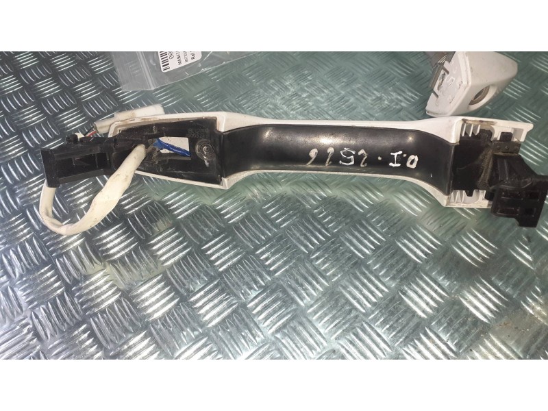 Recambio de maneta exterior delantera izquierda para mitsubishi eclipse cross top 4wd referencia OEM IAM   CON BOMBIN