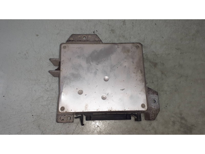 Recambio de centralita motor uce para ford sierra berlina gl referencia OEM IAM 85GB12A297 CONQE MOTORCRAFT